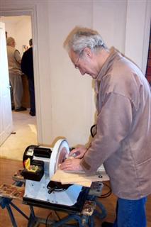 Mike Windsor demonstrating segmented turning preperation